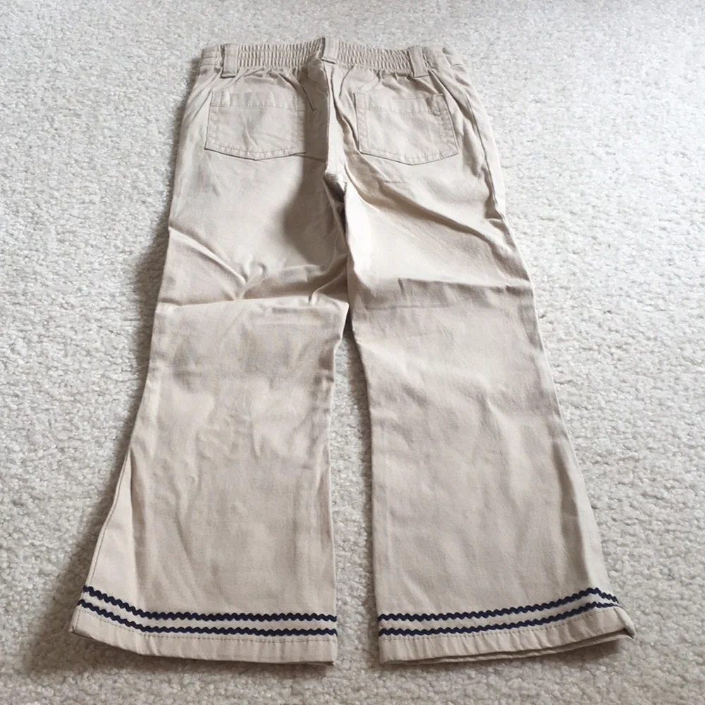 NWT Gymboree khaki flare pants with flower detail